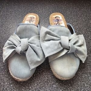 Circus Sam Edelman Lulu Denim Canvas Bow Slip On Mules Slides Double Width 